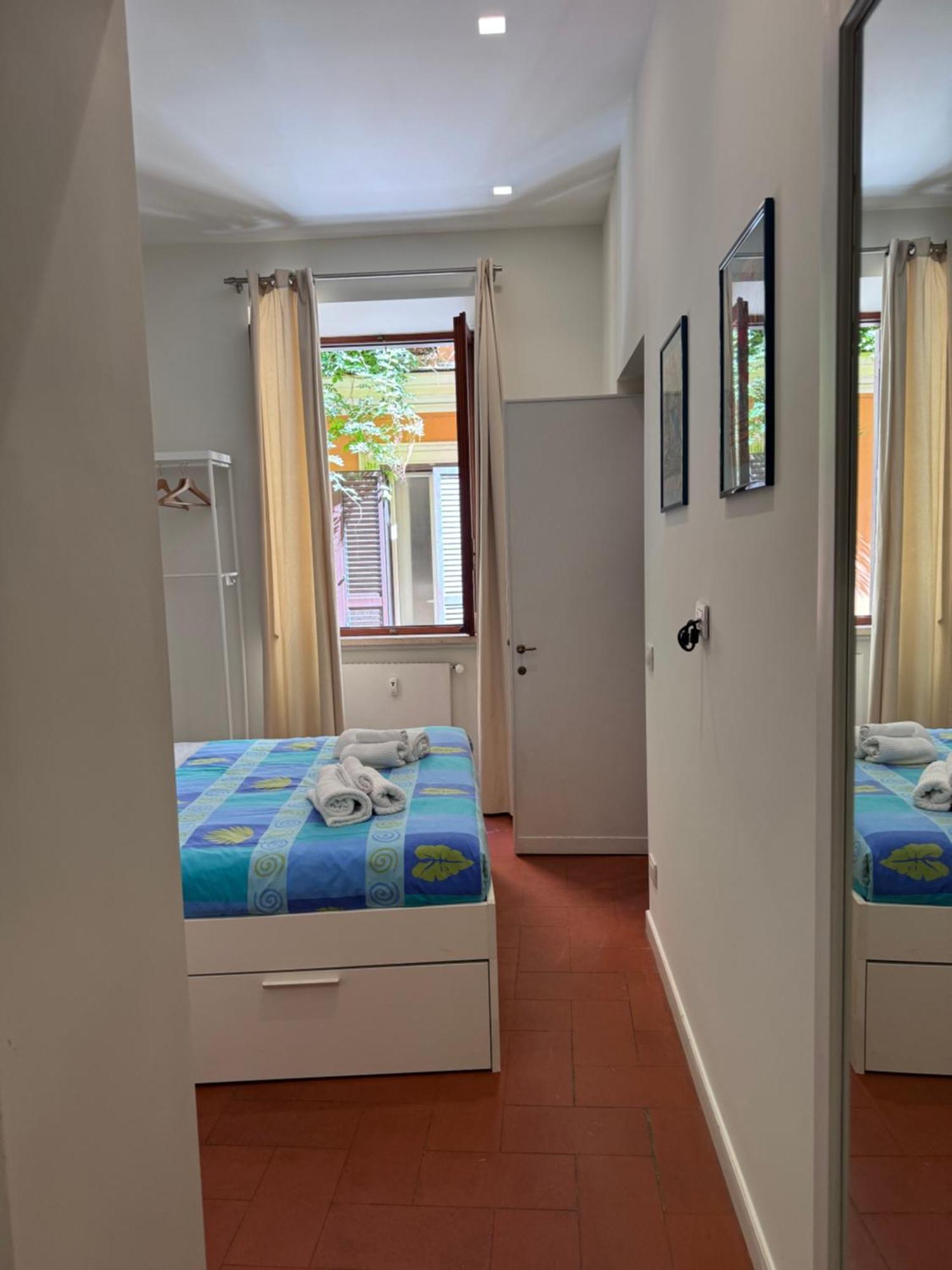 Colosseum Apartment - Your Cozy Roman Escape Екстер'єр фото